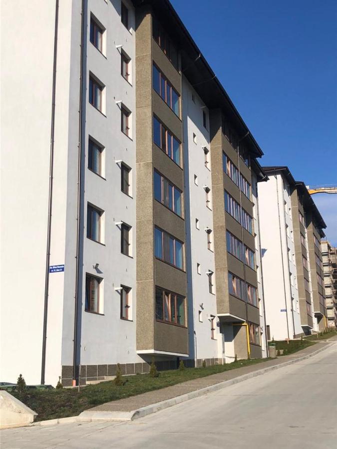 Ilinca-Zgatia Apartment Piatra Neamt Ngoại thất bức ảnh